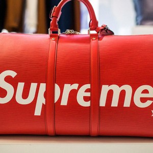 2017 SUPREME duffle bag red