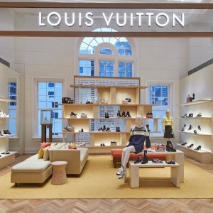 Louis Vuitton To Launch First Blockchain To Help Authenticate